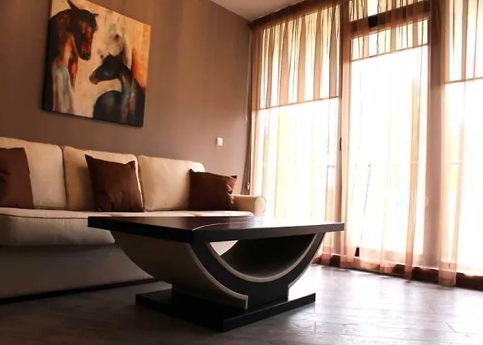 Boomerang - Sunny 3* ساني بيتش