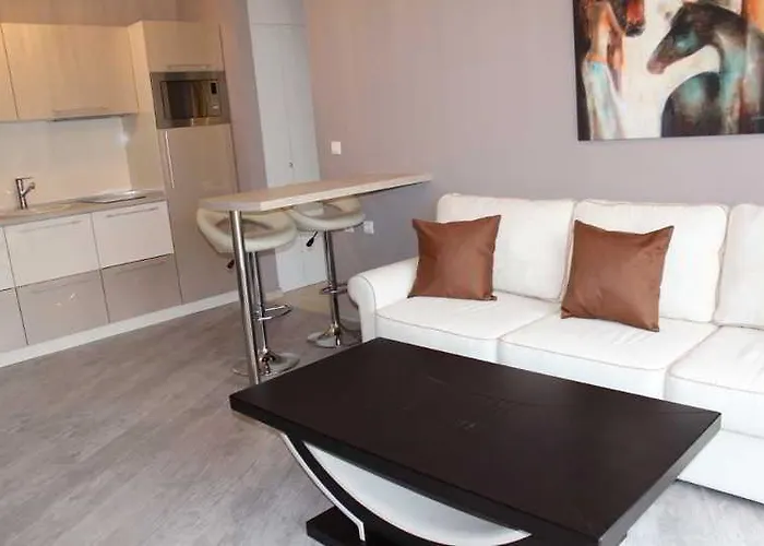 Boomerang - Sunny 3* ساني بيتش