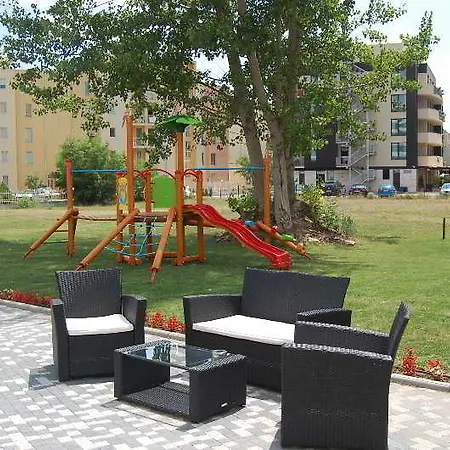 Otel Boomerang - Sunny 3*