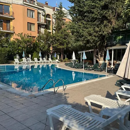 Хотел Boomerang - Sunny 3*