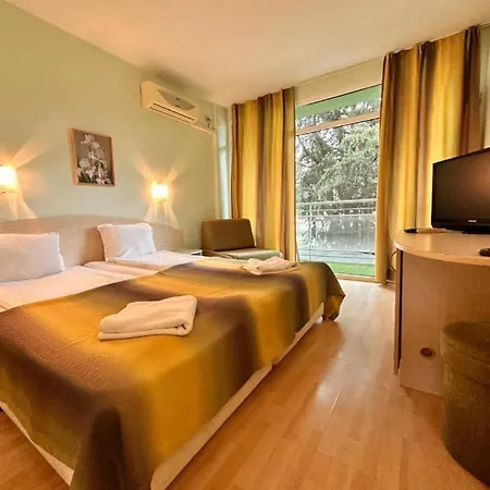 Boomerang - Sunny Otel 3*