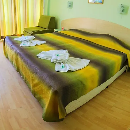 Otel Boomerang - Sunny 3*