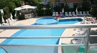 Otel Boomerang - Sunny 3*