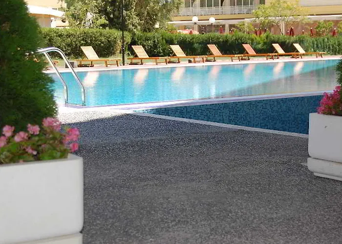 Отель Boomerang - Sunny Солнечный берег