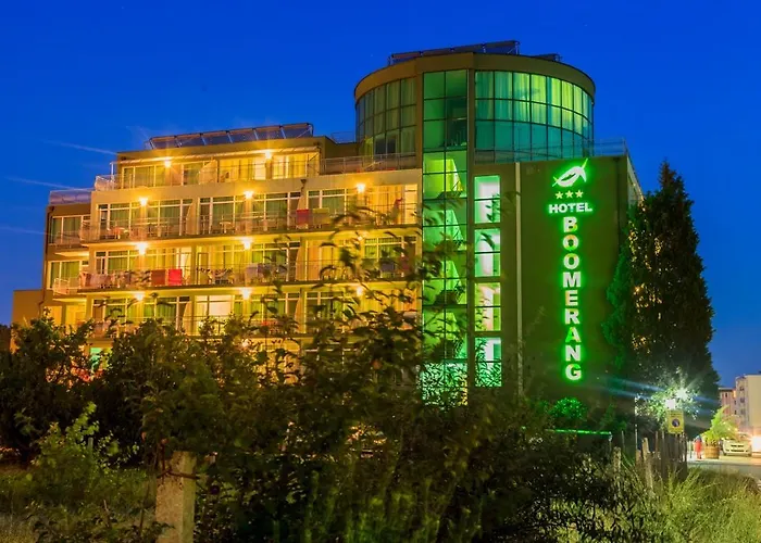 Отель Boomerang - Sunny 3*